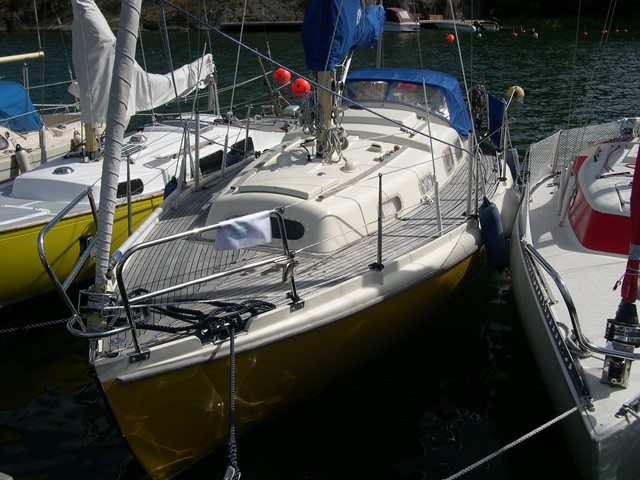 A27 239 vid brygga.JPG