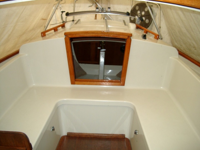 File:Adagio27 Sittbrunnen akterut.jpg